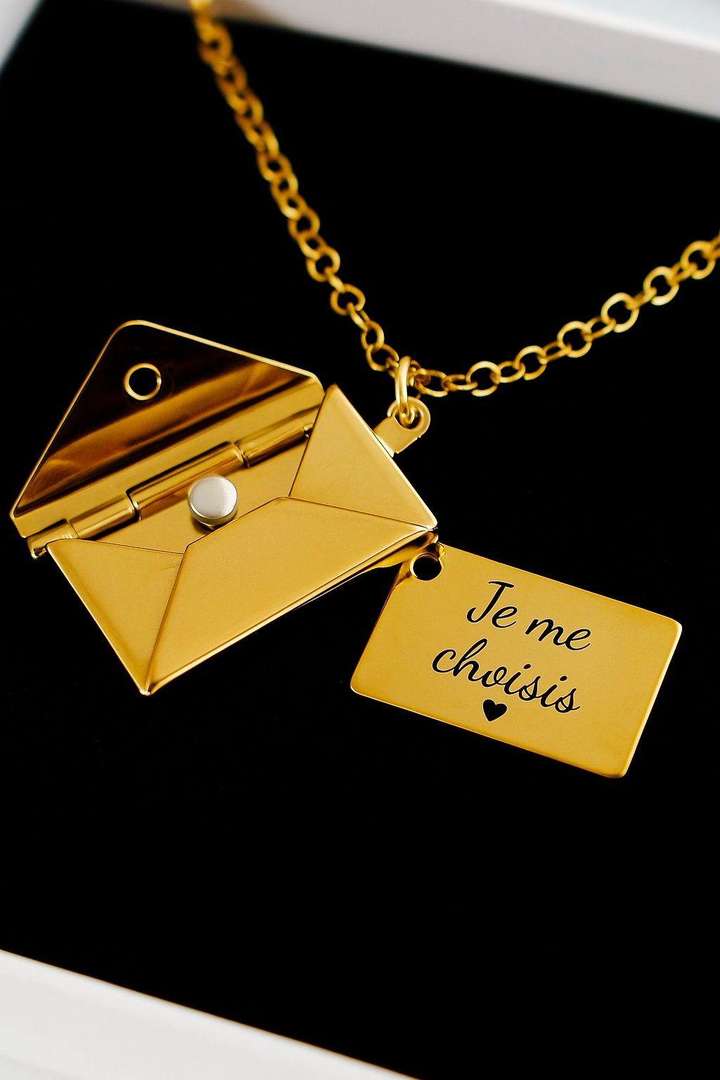 Lettre à Moi-Même – Collier Gravé